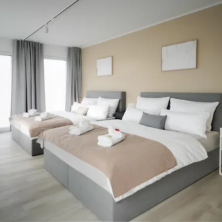 Lamiacasa Large Loft Close Area דירה